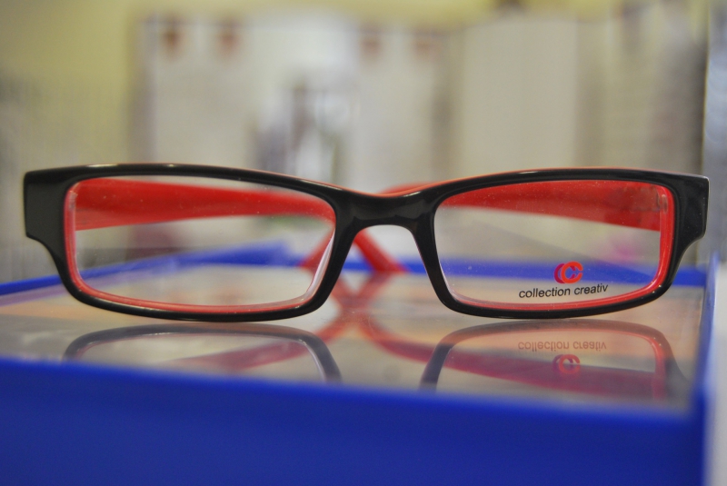 opticien-AMPUS-min_view-sight-lens-frame-optics-spectacles-1141012-pxhere.com